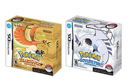 NDS《宝可梦 心金》与《宝可梦 魂银》北美发售包装盒封面与同捆的 Pokéwalker（宝可计步器）
