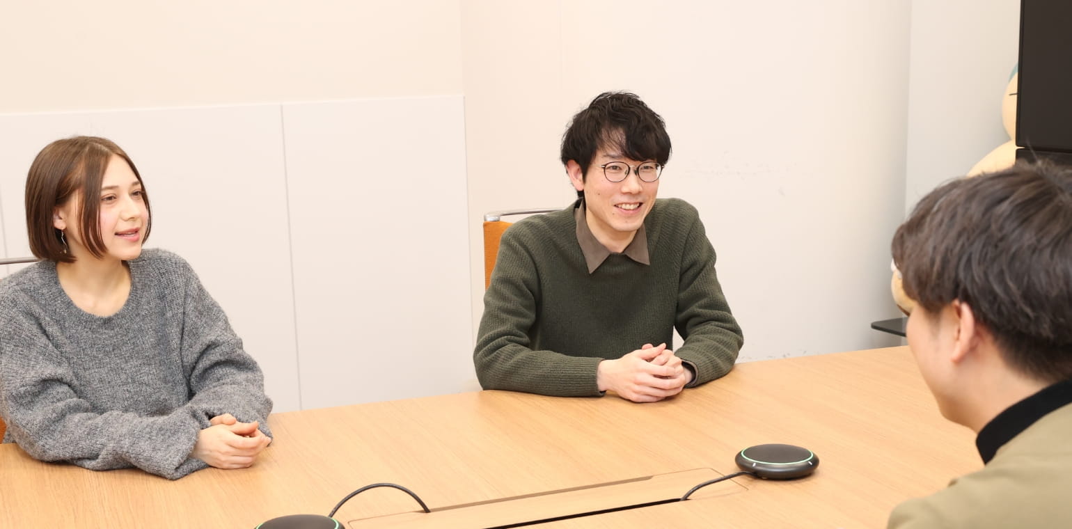 结合全球宏观数字大盘，让艺术直觉与数据证据产生强烈共振